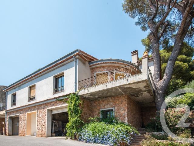Maison 10 pièces 189 m²