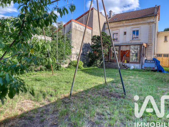 Maison 10 pièces 189 m²