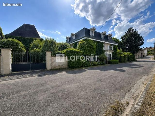 Maison 10 pièces 193 m²
