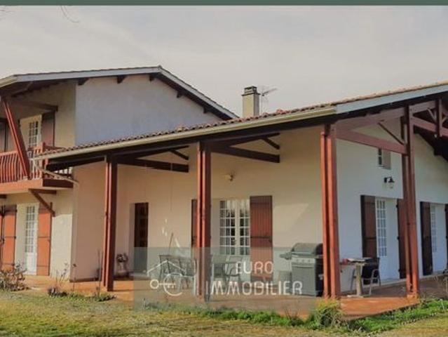 Maison 10 pièces 190 m²