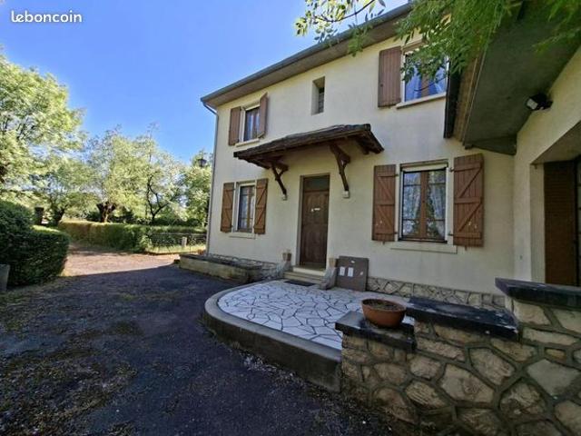 Maison 10 pièces 190 m²