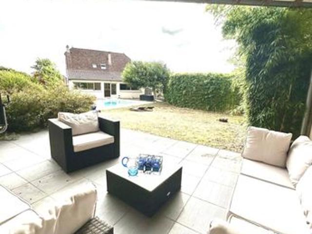 Maison 10 pièces 190 m²