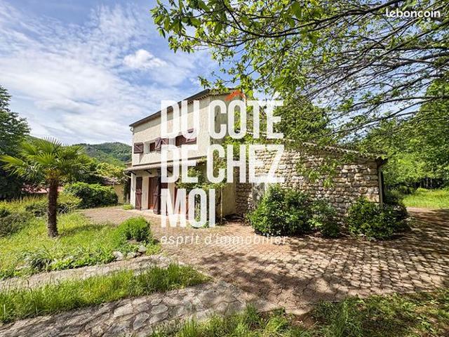 Maison 10 pièces 191 m²