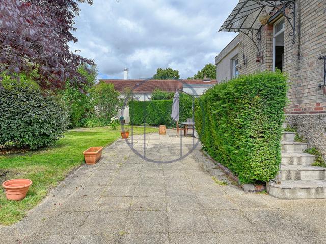 Maison 10 pièces 194 m²