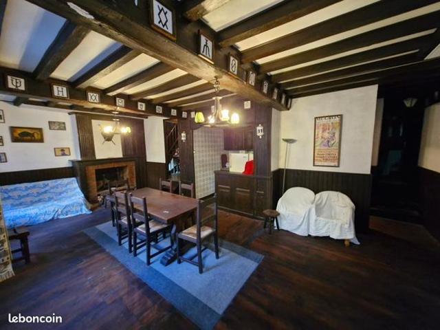 Maison 10 pièces 194 m²
