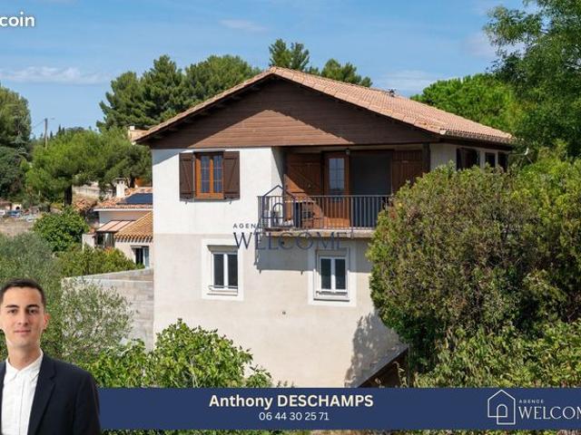 Maison 10 pièces 195 m²