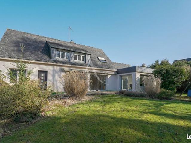 Maison 10 pièces 198 m²