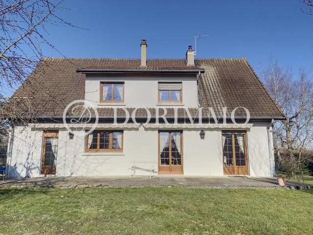 Maison 10 pièces 199 m²