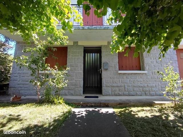 Maison 10 pièces 100 m²