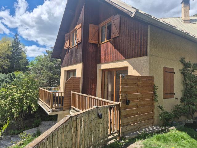 Maison 10 pièces 153 m²