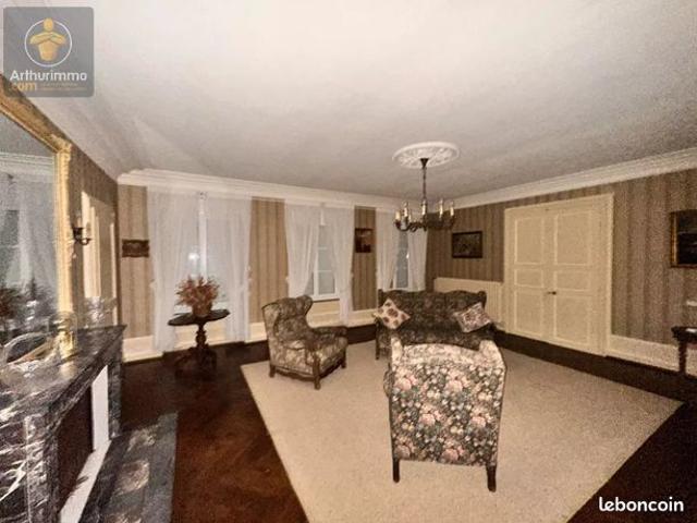 Maison 10 pièces 127 m²