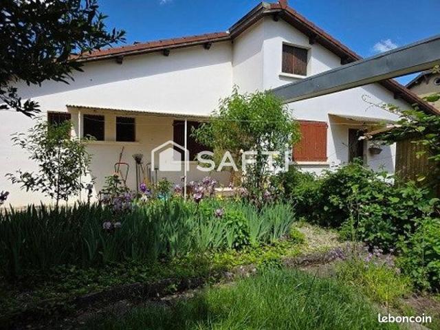 Maison 10 pièces 125 m²