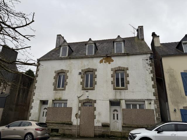 Maison 10 pièces 131 m²