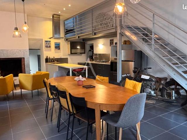 Maison 10 pièces 135 m²