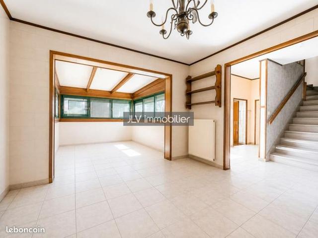 Maison 10 pièces 135 m²