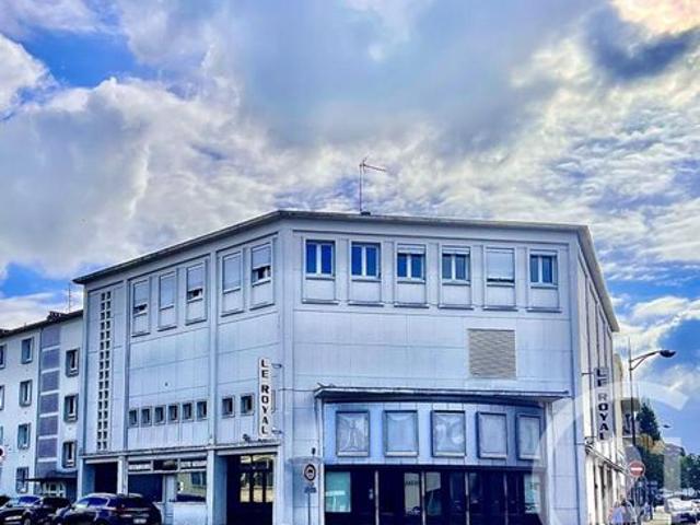 Maison 10 pièces 1 600 m²