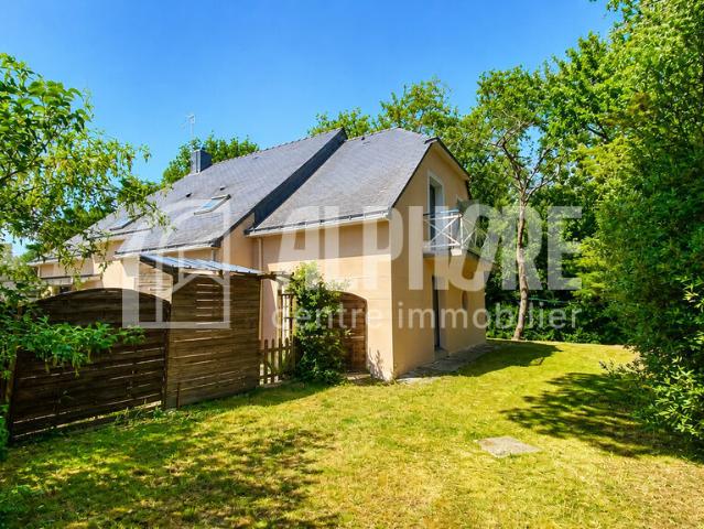 Maison 10 pièces 243 m²