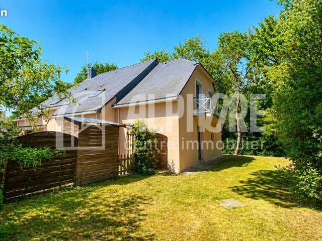 Maison 10 pièces 243 m²
