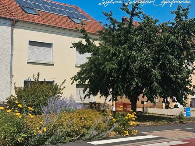 Maison 10 pièces 243 m²