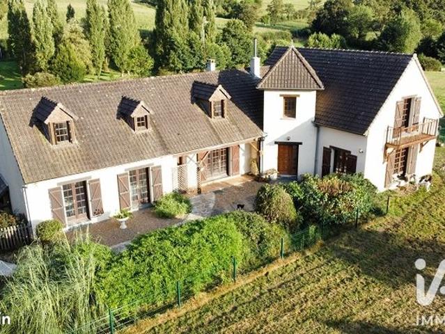 Maison 10 pièces 240 m²