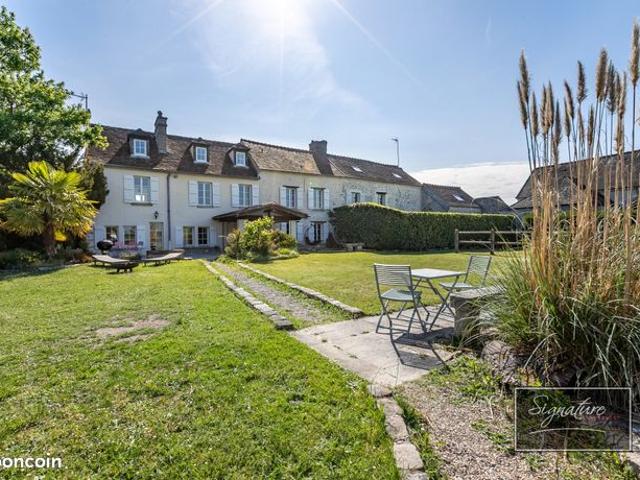 Maison 10 pièces 240 m²