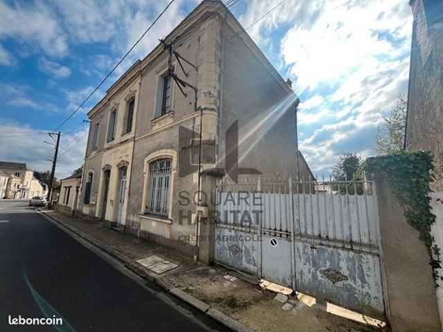 Maison 10 pièces 241 m²