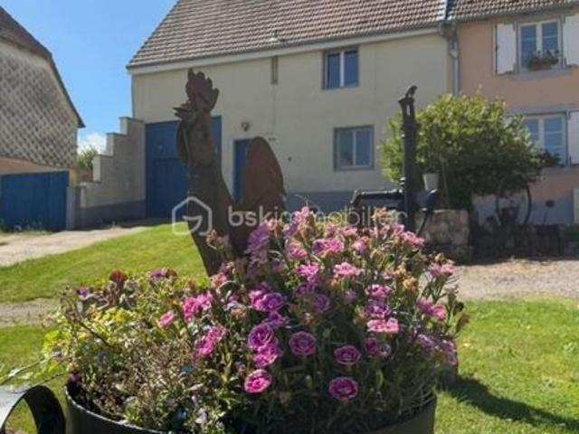 Maison 10 pièces 244 m²