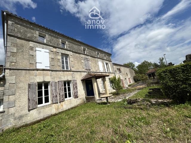 Maison 10 pièces 245 m²