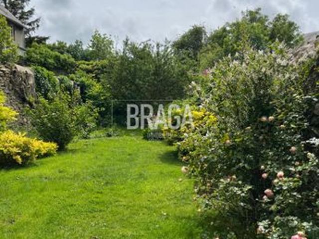 Maison 10 pièces 245 m²