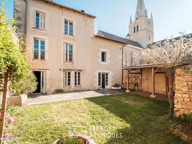 Maison 10 pièces 245 m²