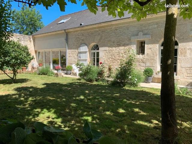 Maison 10 pièces 245 m²