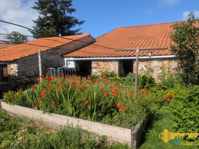 Maison 10 pièces 246 m²