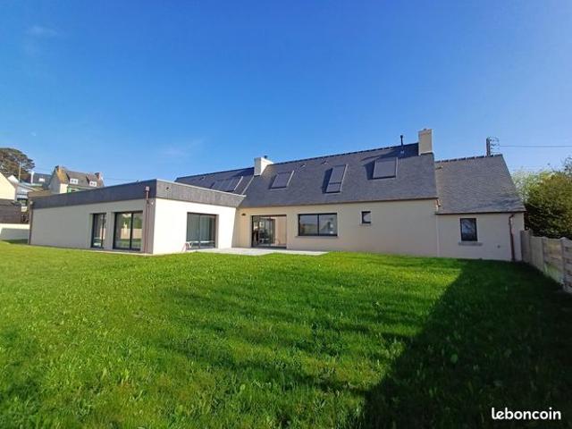 Maison 10 pièces 246 m²