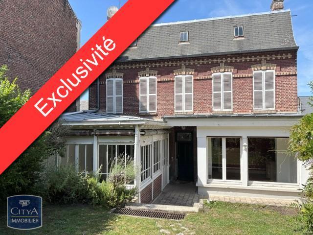 Maison 10 pièces 246 m²