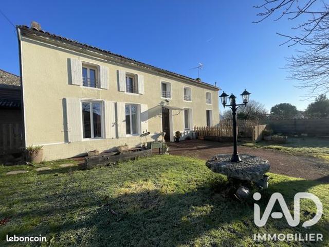 Maison 10 pièces 248 m²