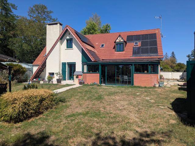 Maison 10 pièces 249 m²