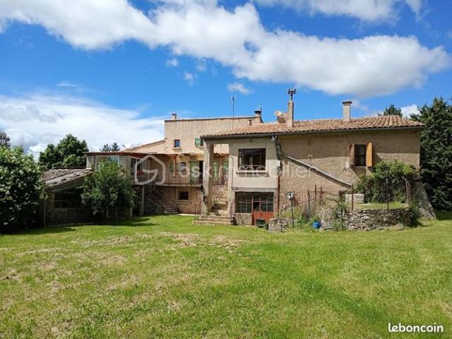 Maison 10 pièces 250 m²