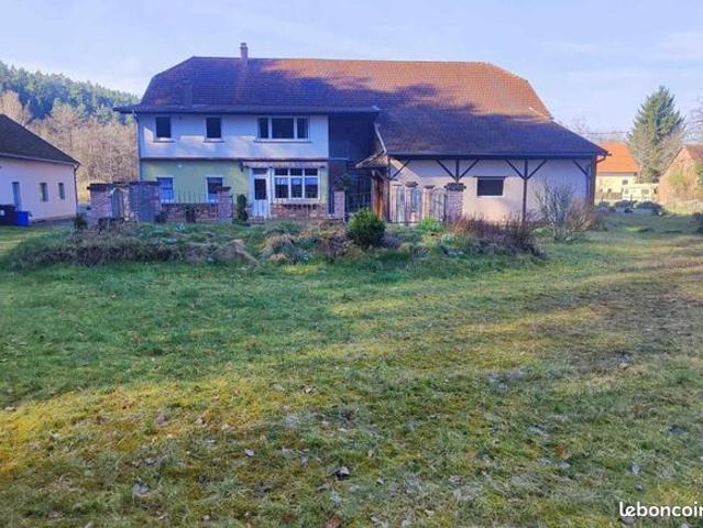 Maison 10 pièces 250 m²