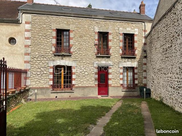 Maison 10 pièces 250 m²