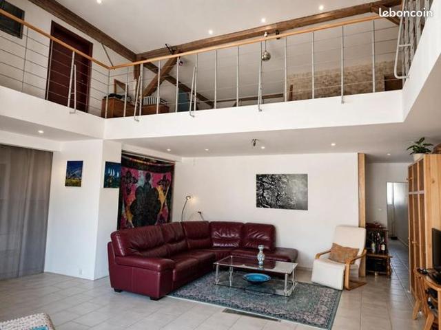 Maison 10 pièces 250 m²