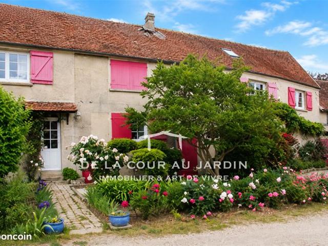 Maison 10 pièces 250 m²