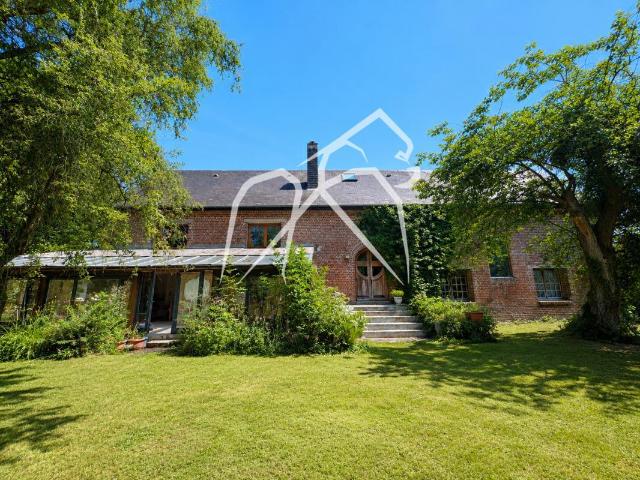 Maison 10 pièces 250 m²