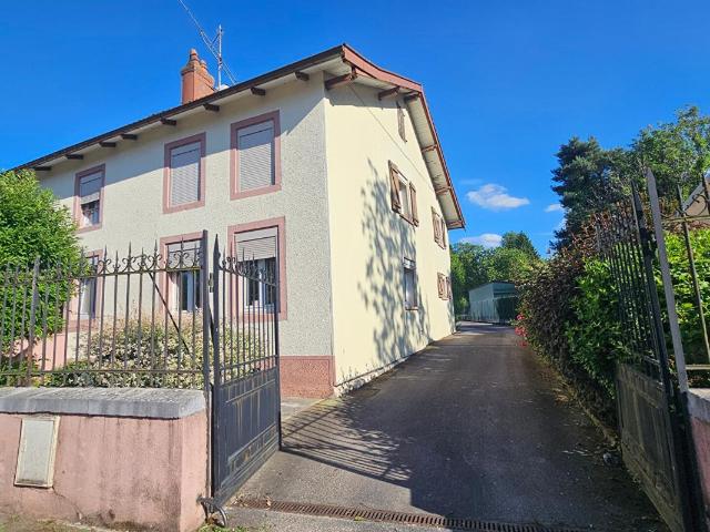 Maison 10 pièces 250 m²