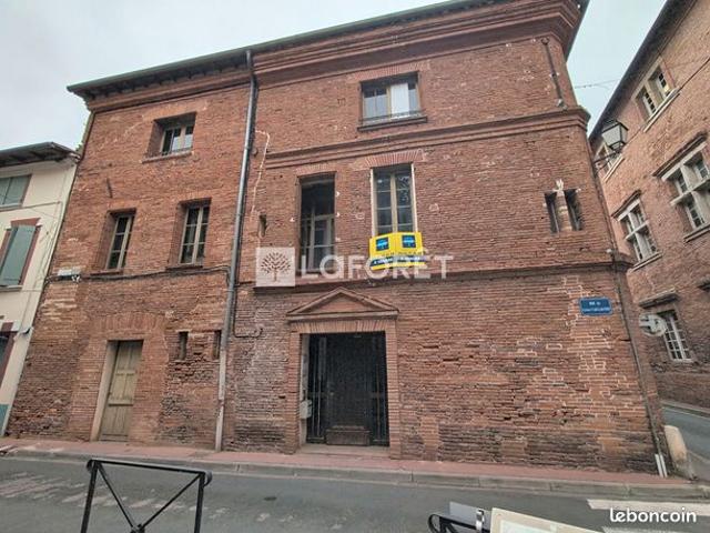 Maison 10 pièces 250 m²
