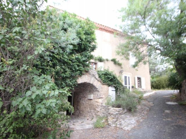 Maison 10 pièces 250 m²