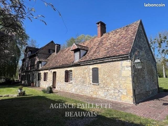 Maison 10 pièces 257 m²
