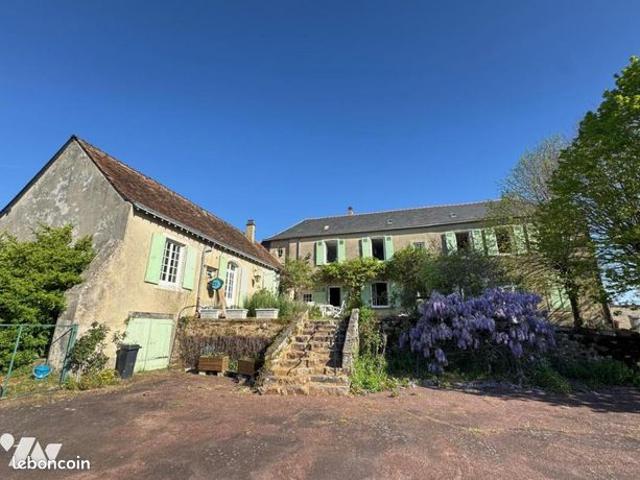 Maison 10 pièces 257 m²