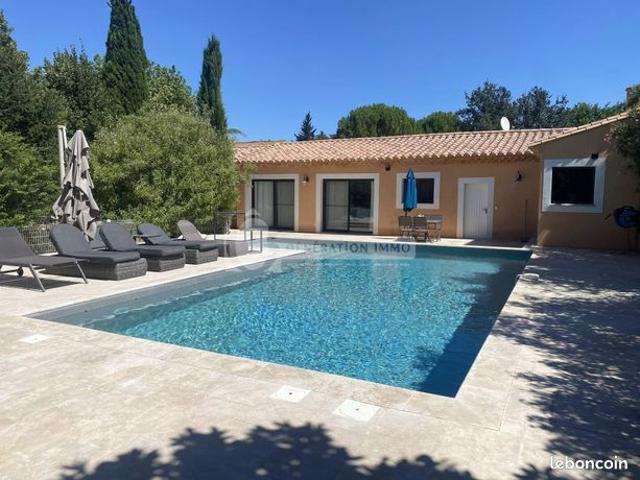 Maison 10 pièces 257 m²