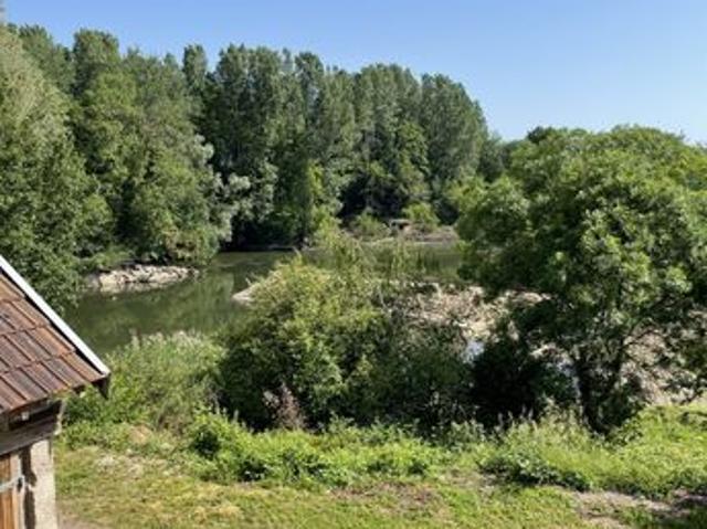 Maison 10 pièces 254 m²