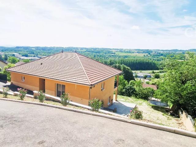 Maison 10 pièces 256 m²